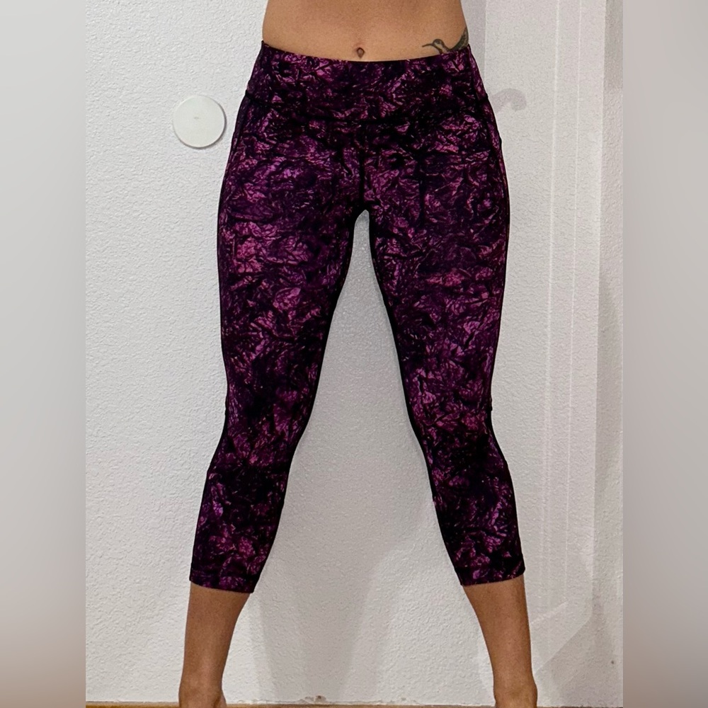 Lululemon align high rise crop leggings size 8 with side pockets